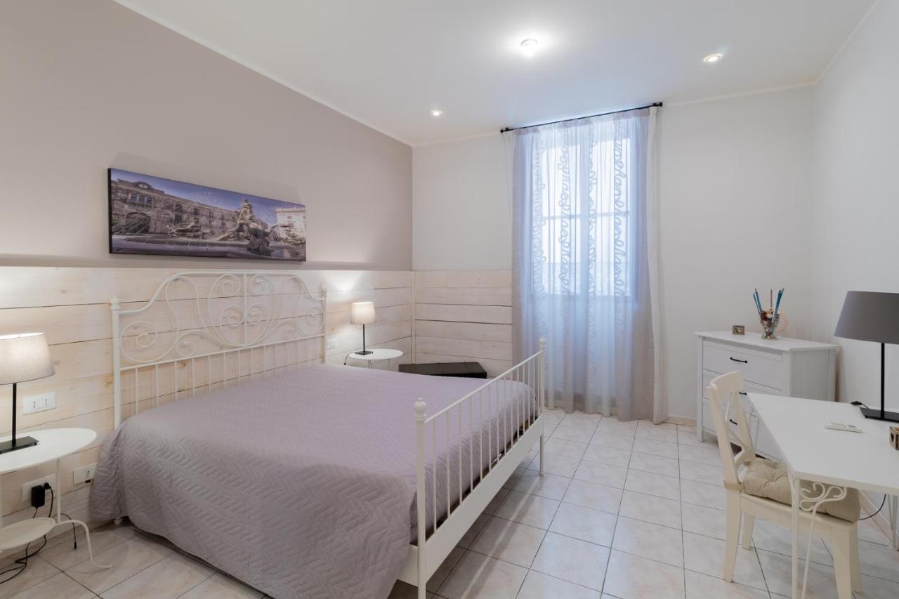 Syracuseapartments Il Piave Di Siracusa Appartamento Per 6 Persone Vicino Ad Ortigia A 200M Dal Mare Bagian luar foto