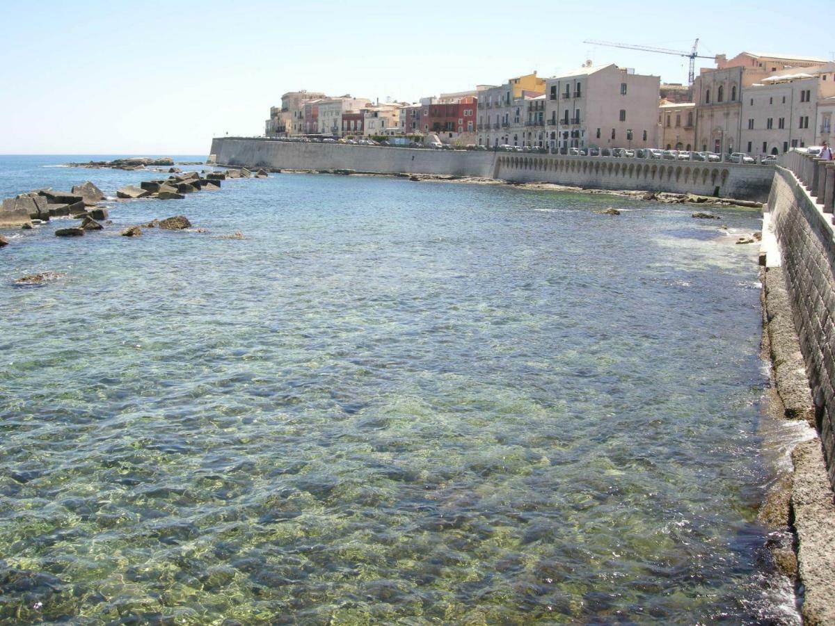 Syracuseapartments Il Piave Di Siracusa Appartamento Per 6 Persone Vicino Ad Ortigia A 200M Dal Mare Bagian luar foto
