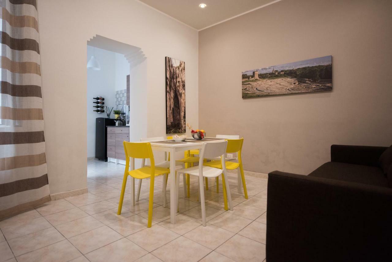 Syracuseapartments Il Piave Di Siracusa Appartamento Per 6 Persone Vicino Ad Ortigia A 200M Dal Mare Bagian luar foto